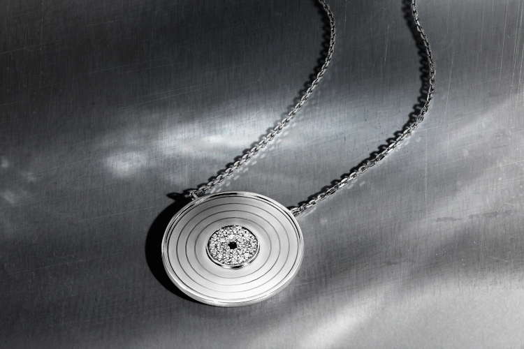 Колье Platinum Record от Le Vian из платины с бриллиантами ванильного цвета.  Фото: Ле Виан.