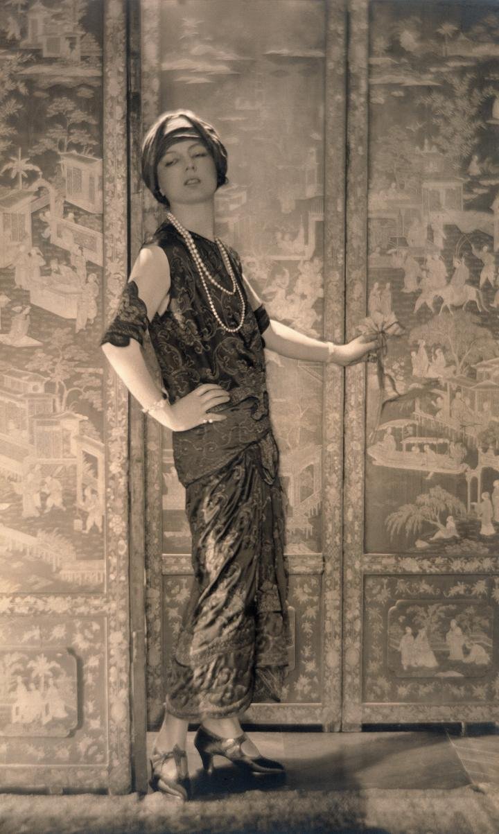 Жанна Туссен, сфотографированная бароном Адольфом де Мейером, ок.  1920. ©Картье