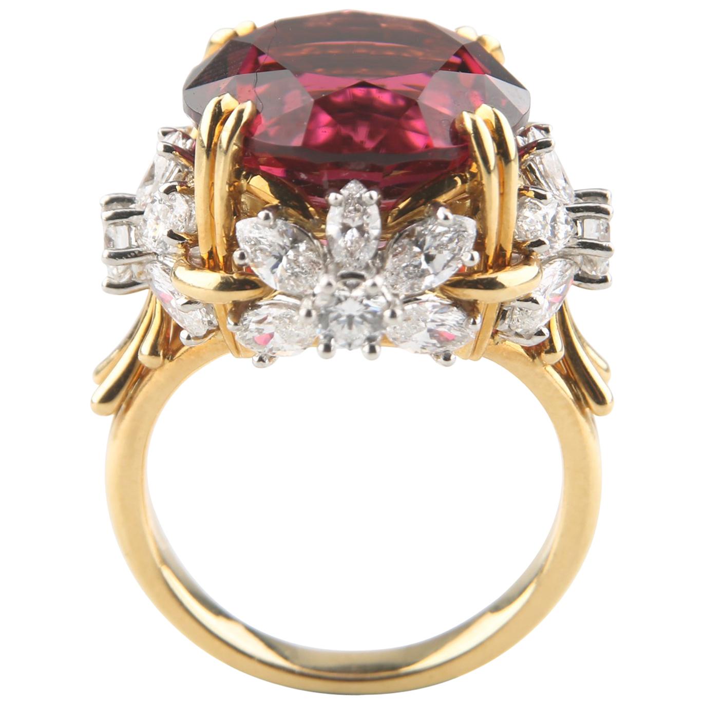 кольцо с цветком из розового турмалина и бриллиантов, дизайн Schlumberger