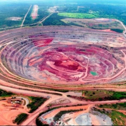 АЛРОСА продаст долю акций рудника Catoca в Анголе