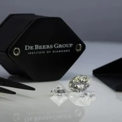 Стратегический поиск Ботсваной контроля над De Beers