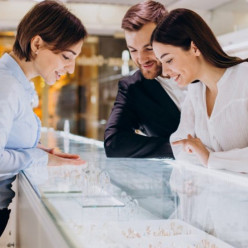 Нарушения цепочек поставок: почему рост розничной торговли не приносит прибыли бриллиантам