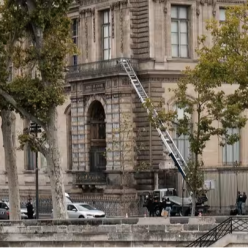 Ограбление Лувра как повод для рекламы