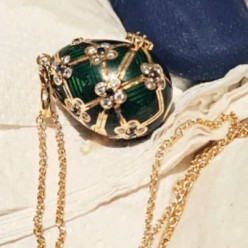 Шесть дней ожидания: полиция  получила яйцо Фаберже, проглоченное подозреваемым