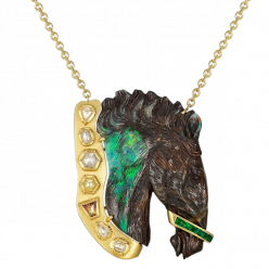 По следу лошади: как символ 2026 года вдохновляет ювелиров и часовщиков