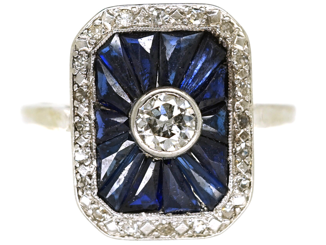 Прямоугольное кольцо из белого золота 18 карат в стиле ар-деко с бриллиантами и синтетическим сапфиром