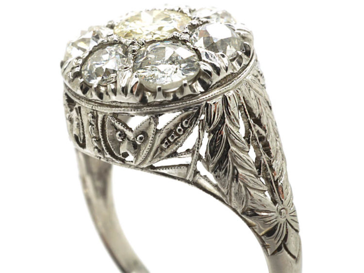 Кольцо в стиле ар-деко из белого золота 18 карат с бриллиантами