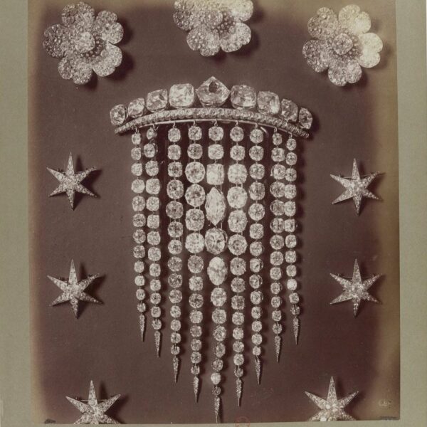 Ювелирные изделия Наполеона III, броши в виде звезд.