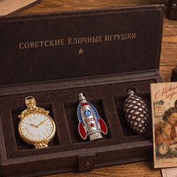 Волго-Вятский монетный двор представил набор «Советские ёлочные игрушки» из серебра