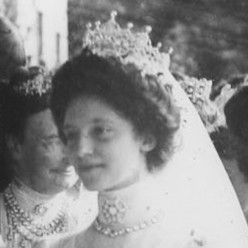 Выставка ювелирного дома Koechert  представит драгоценности Габсбургов