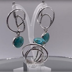 Невский Т. Проходят века, а бирюза все так же ценна: небесный камень, несущий добро