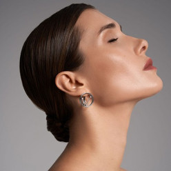 Коллекция Созвездия Galaxy от ювелирного дома Cassiopea, вдохновленная знаками зодиака