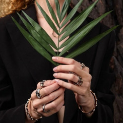 В день Земли ювелирный завод GRANT поднял острую тему: что экологичнее - природный или синтетический бриллиант