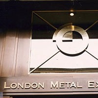 Лондонская биржа металлов уклоняется от давления, связанного с антироссийскими санкциями